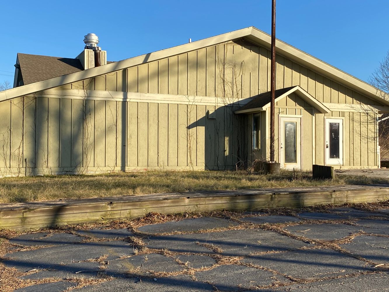 6120 US Highway 20, Portage, IN 46368